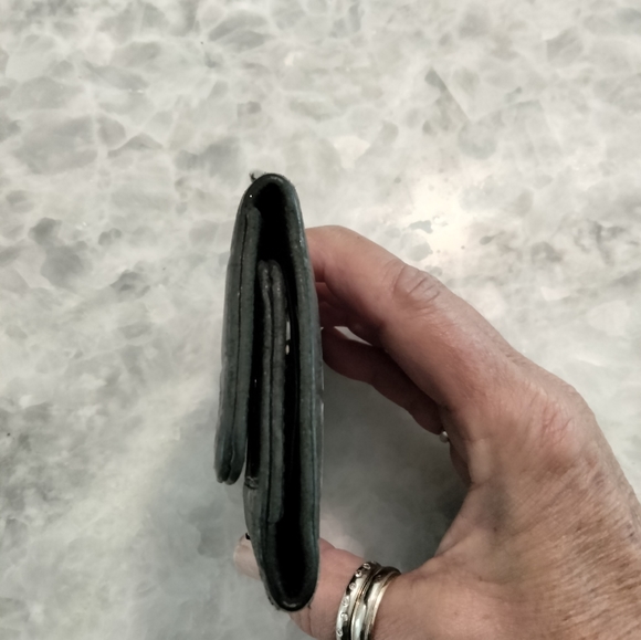 Vintage Chanel Lambskin Key Holder - Picture 3 of 12